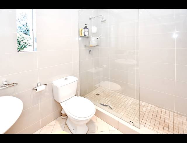 4 BEDROOM TOWNHOUSE FOR SALE IN ATHOLL